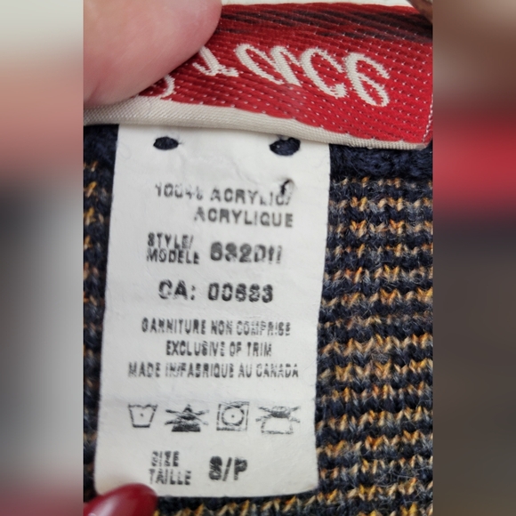 Vintage (90s) Grace Navy and Gold Button-Up Cardigan Sweater | Size Small - Picture 6 of 6